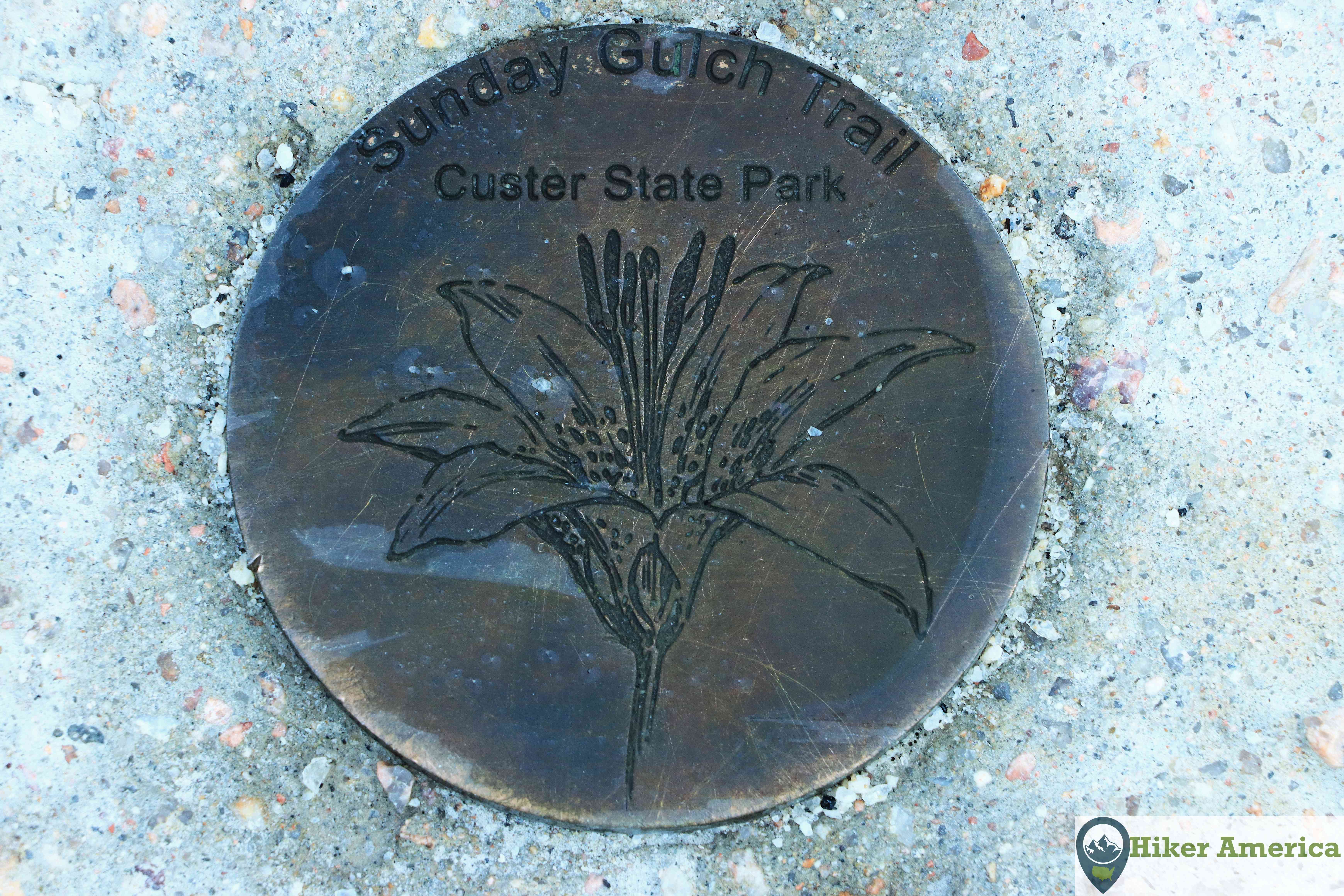 A marker for the Sunday Gulch Trail in Custer State Park.